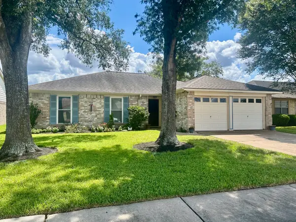 13611 Oak Ledge Drive, Houston, TX 77065