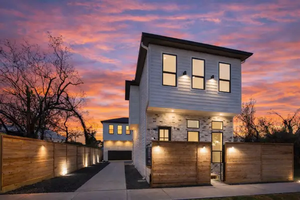 602 Jewett Street #B, Houston, TX 77009