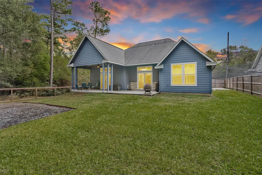 1057 Magnolia Point Drive, Huffman, TX 77336 - Image #2