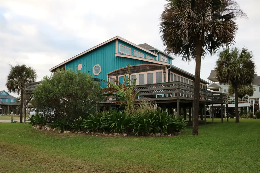 13002 Buccaneer Parkway, Freeport, TX 77541 - #3