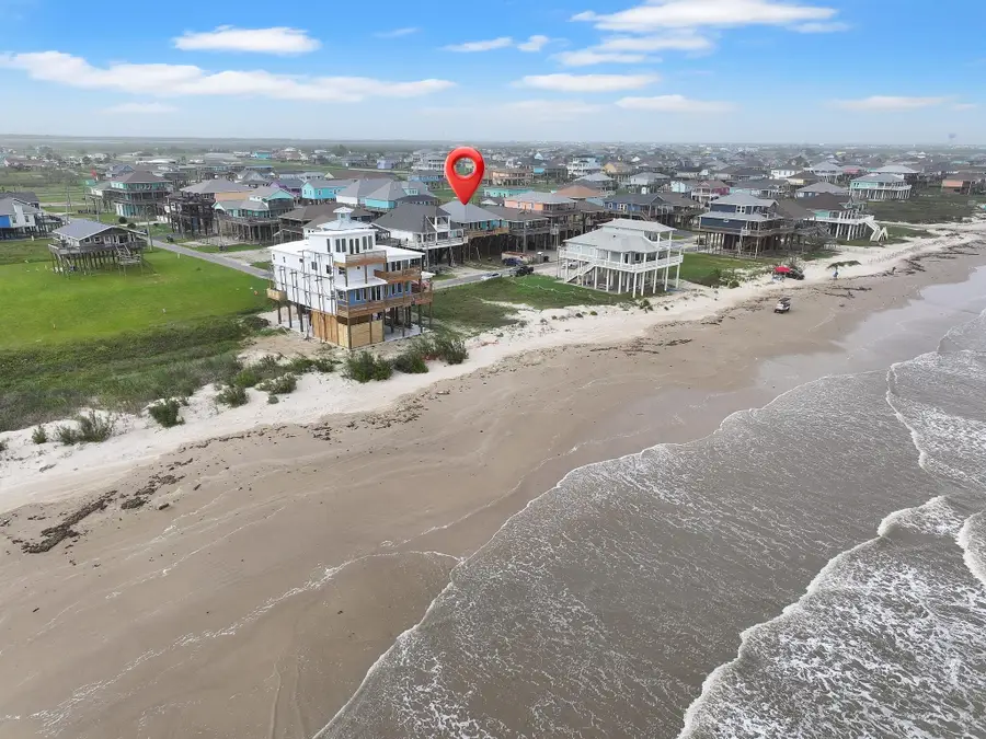 1221 Gulf Road, Crystal Beach, TX 77650 - Image #2