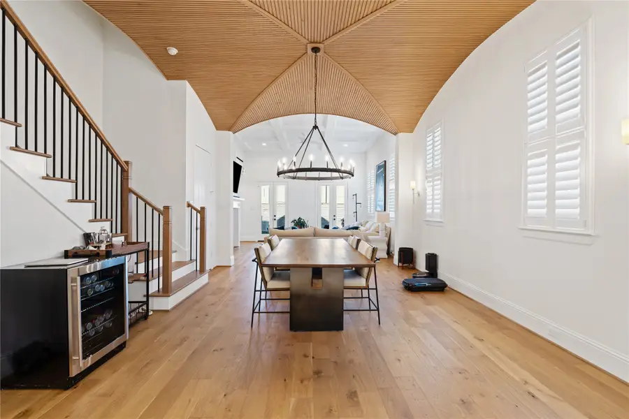 531 W 27th Street, Houston, TX 77008 - Image #2