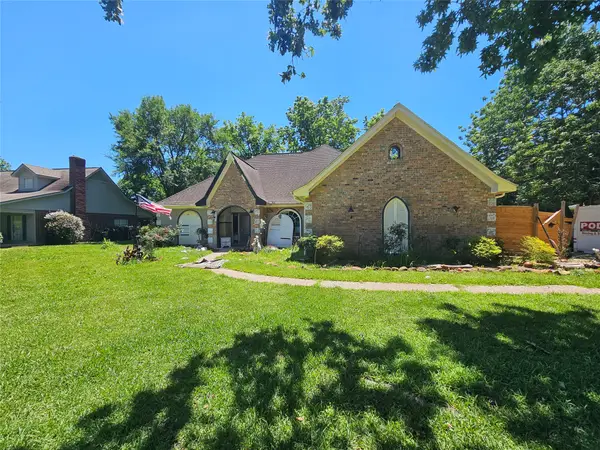 2231 Chasse Bend Street, Orange, TX 77632