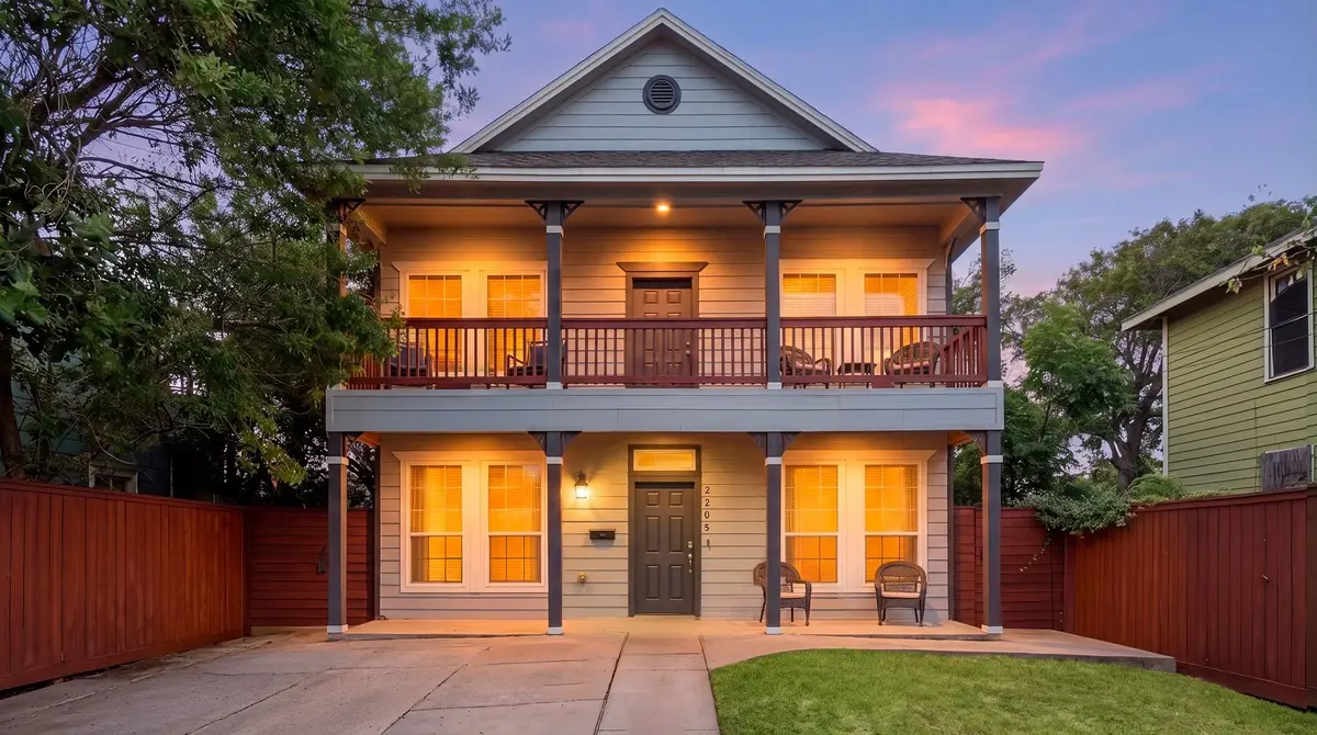 2205 30th Street, Galveston, TX 77550 - #1