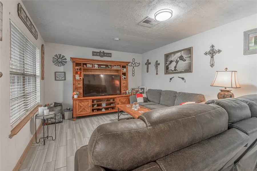 7618 County Road 132, Bedias, TX 77831 - Image #3