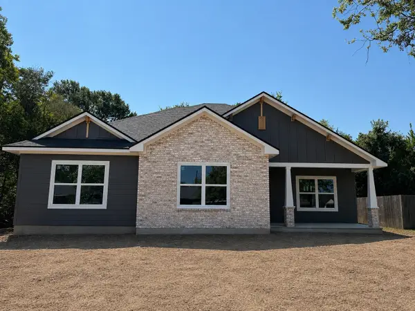 2121 Manning, Bryan, TX 77803