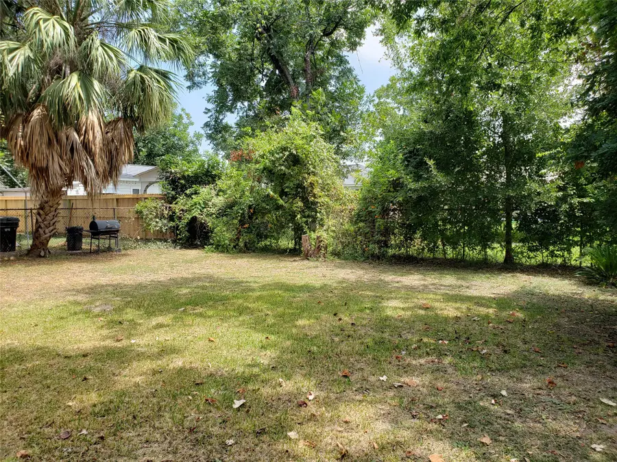 5906 Leon Street, Houston, TX 77009 - #3