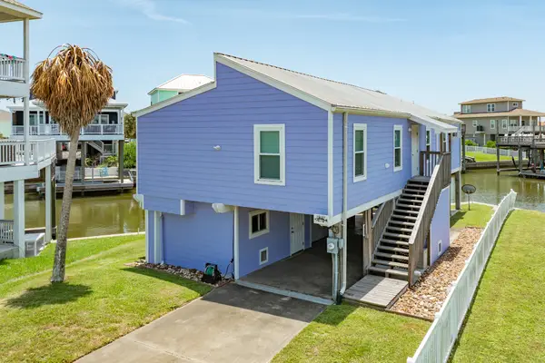 22127 Zapata Drive, Galveston, TX 77554