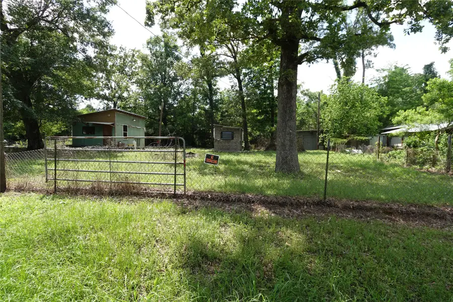 126 Flamingo Drive, Livingston, TX 77351 - Image #2