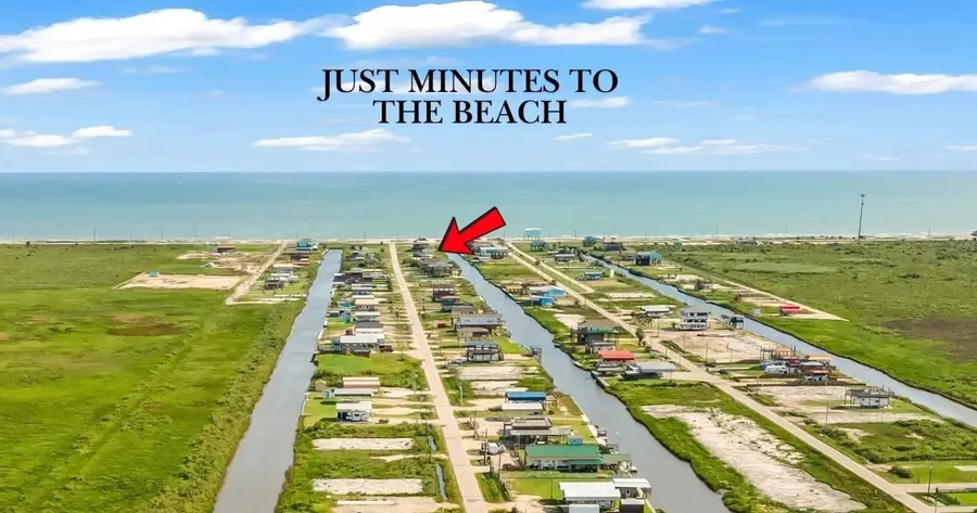 1032 Mabry Street, Gilchrist, TX 77617 - #3