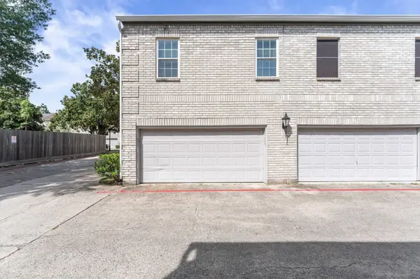 17557 Red Oak Drive #7557, Houston, TX 77090
