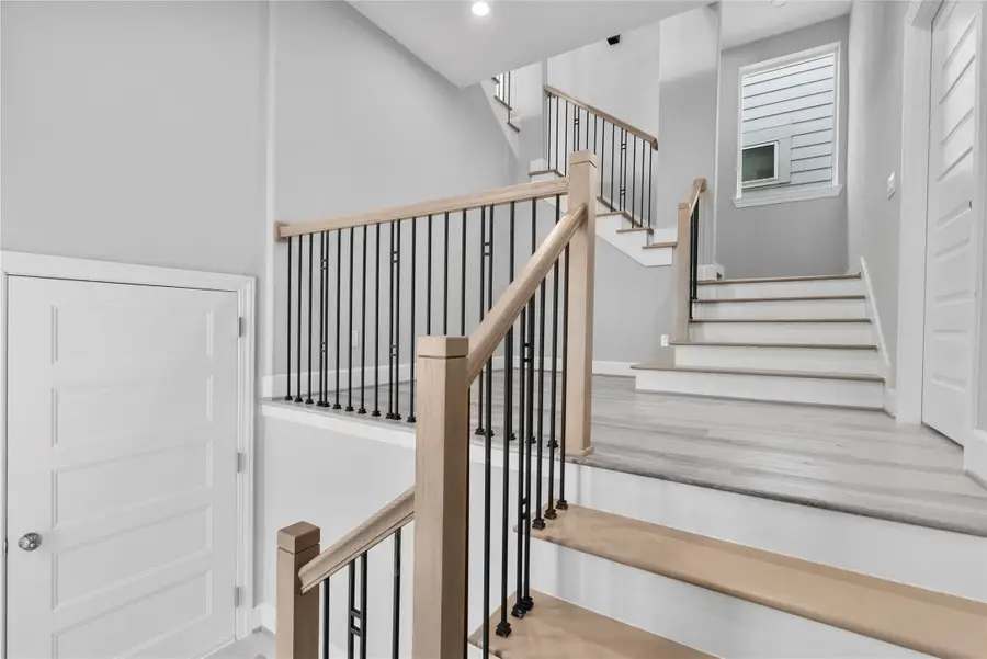 1122 W 16th Street #B, Houston, TX 77008 - Image #2