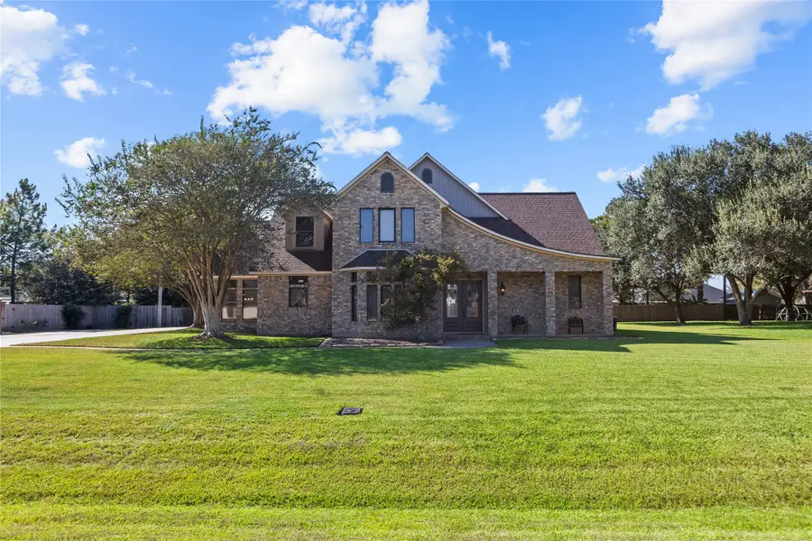 12315 Fisher Drive, Monterey Belvieu, TX 77523 - Image #2
