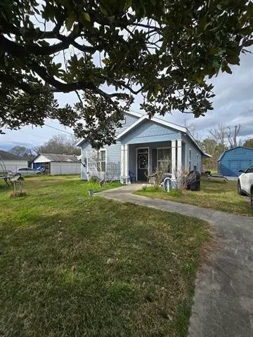 2518 South Avenue, West Orange, TX 77630 - #2