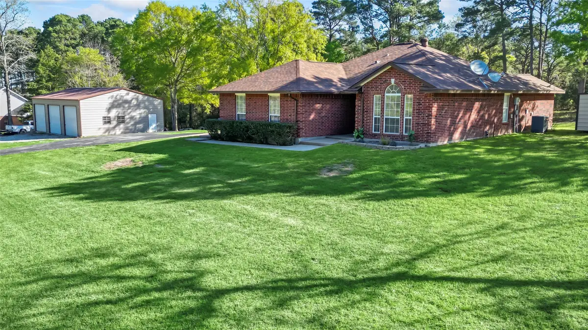 13 Westwood Drive, Huntsville, TX 77320 - #1