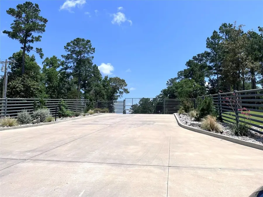 1151 S Anna Grace Road, Livingston, TX 77351 - #2
