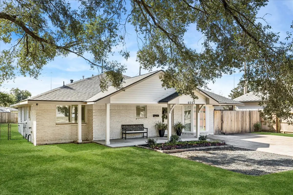 6003 W 43rd Street, Houston, TX 77092 - Image #1