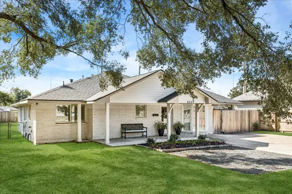 6003 W 43rd Street, Houston, TX 77092