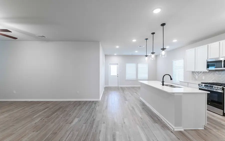 13110 Villa Sola Drive, Texas City, TX 77568 - Image #2