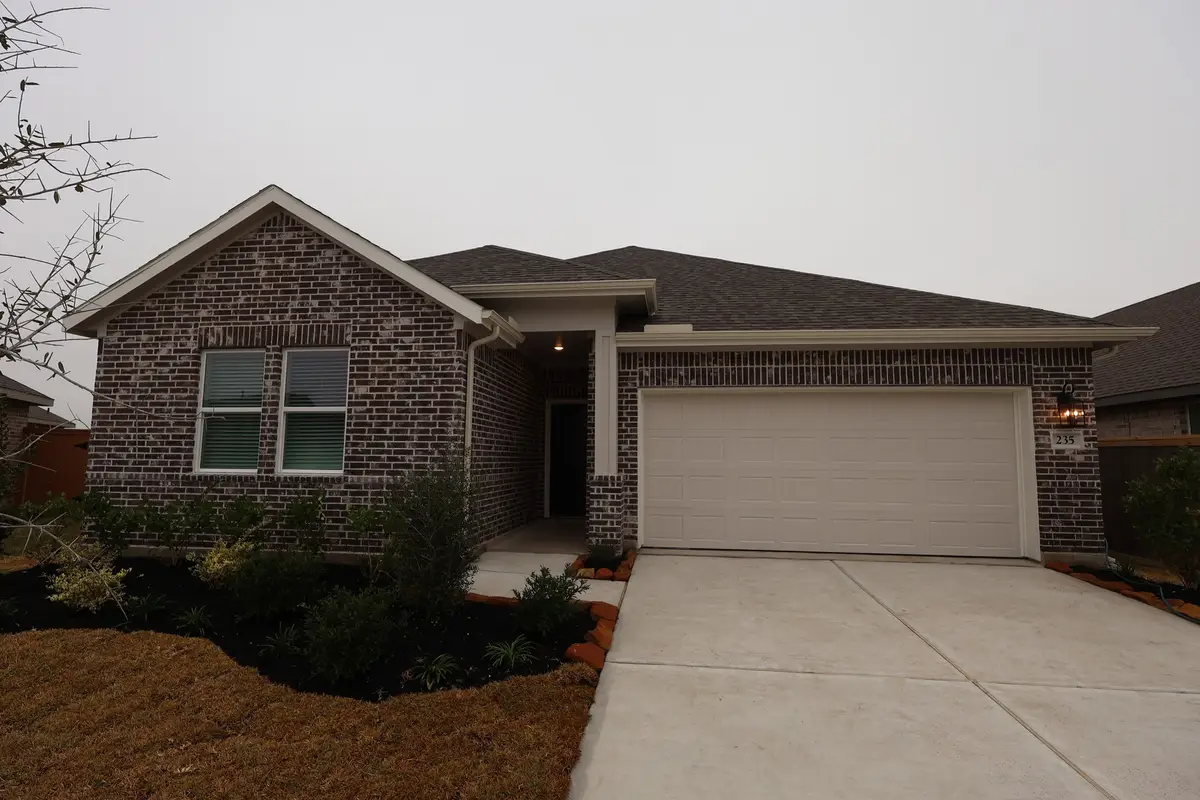 235 Ice Shore Trail, Dayton, TX 77535 - Image #1