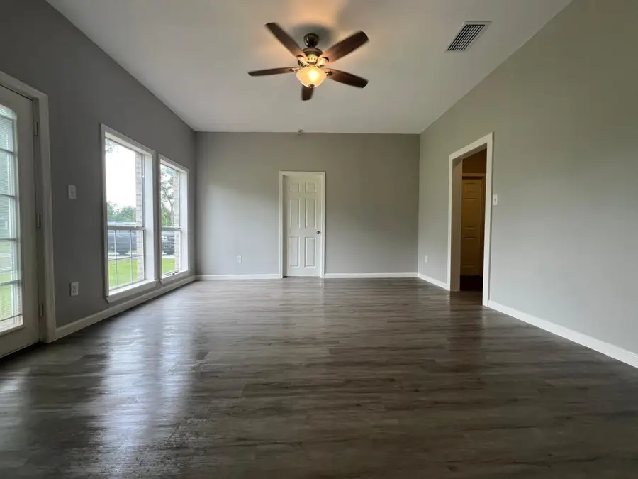 638 Kelly Lane, Holiday Lakes, TX 77515 - #2