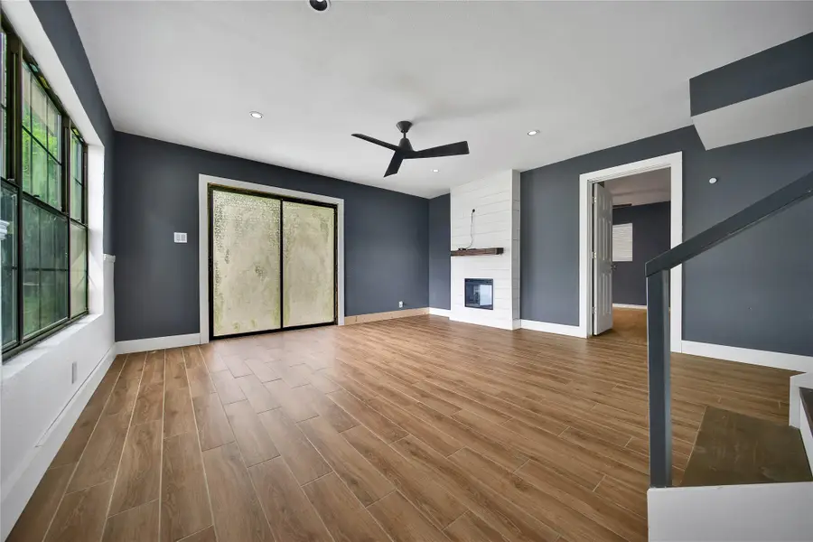 1206 N Cleveland Street, Dayton, TX 77535 - #3