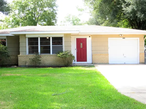 2809 Rosadele Street, La Marque, TX 77568