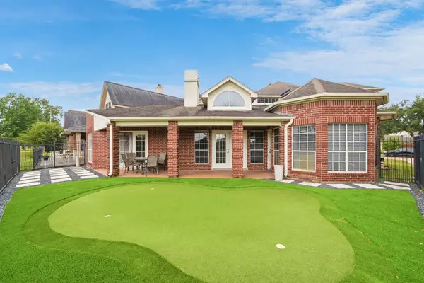 14519 Sandalfoot Street, Houston, TX 77095