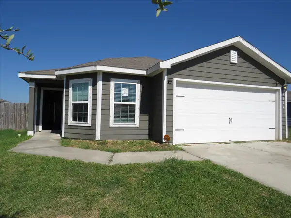 8006 Distant Harbor Road, Baytown, TX 77523