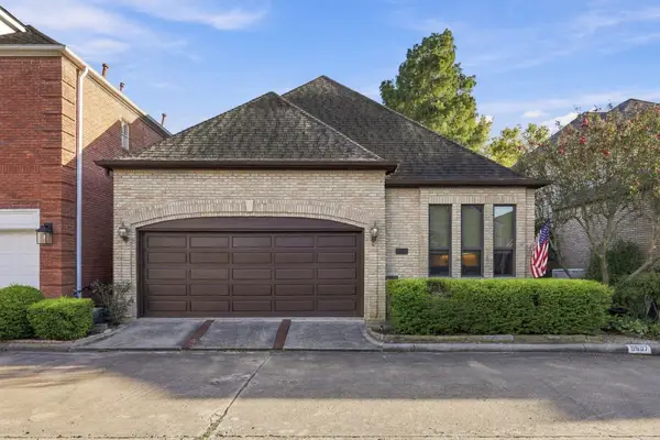 9507 Bayou Brook Street, Houston, TX 77063
