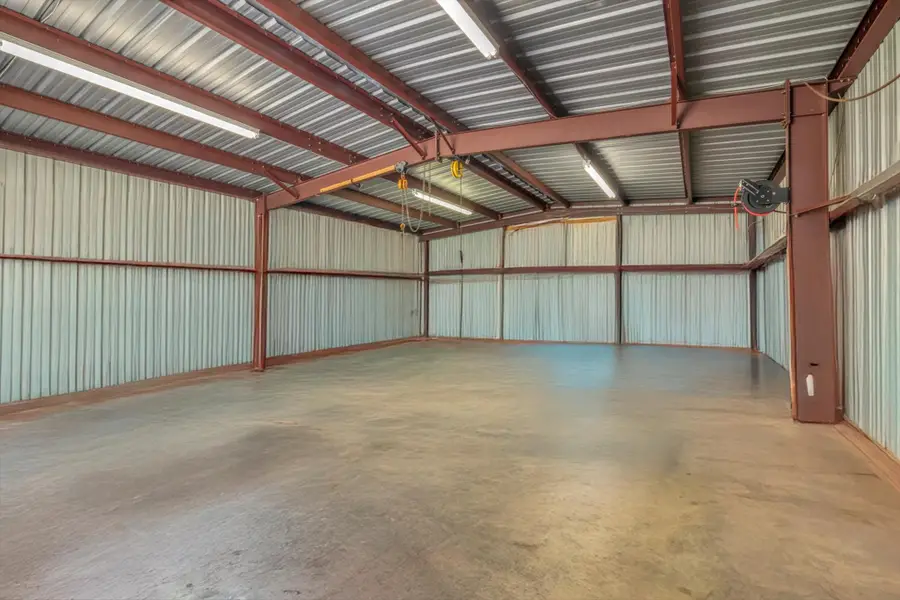 233 S Bailey Street, Trinity, TX 75862 - Image #2