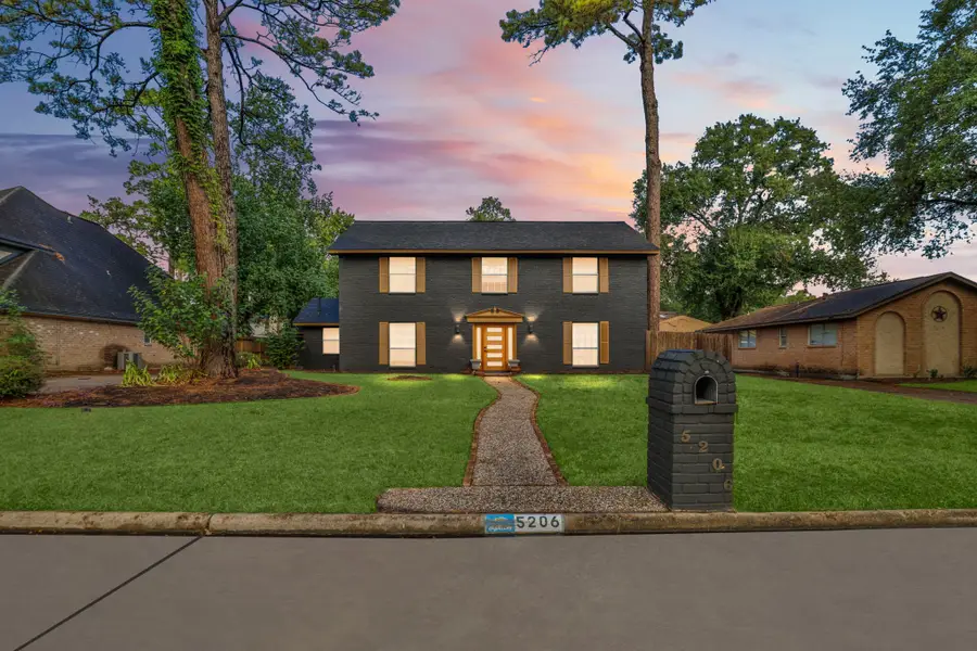 5206 Lodge Creek Dr Drive, Houston, TX 77066 - Image #2
