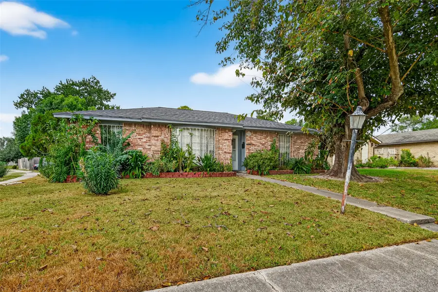 8222 La Roche Lane, Houston, TX 77036 - Image #3