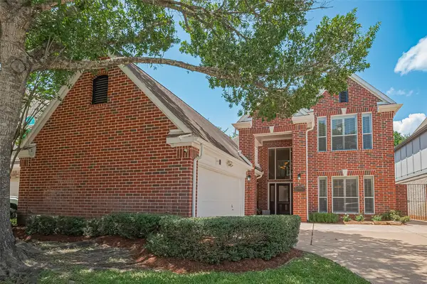 2938 Lake View Drive, Missouri City, TX 77459