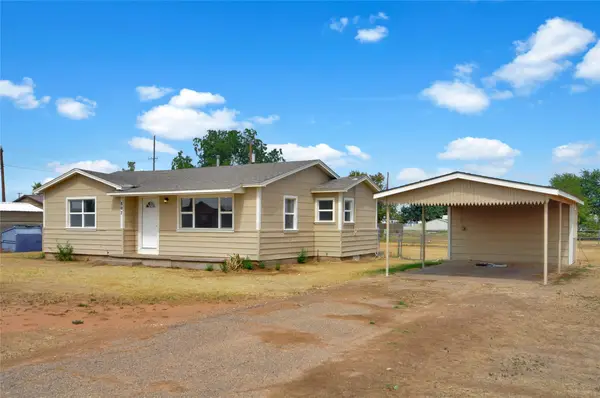 807 Boyce Street, Bovina, TX 79009