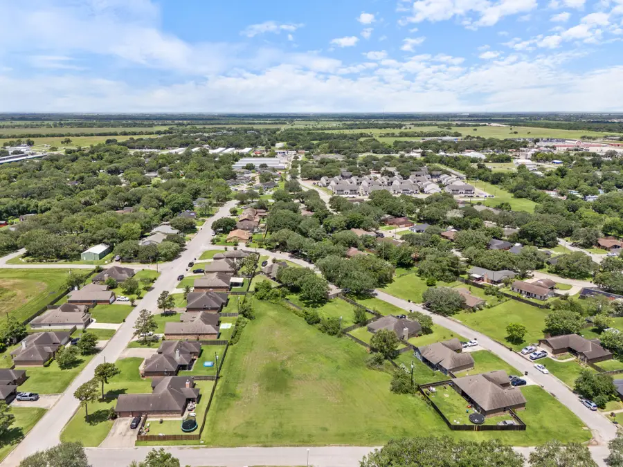 4520 Rattan Avenue, Bay City, TX 77414 - #3