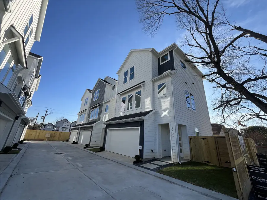 2428 Freeman Street, Houston, TX 77009 - Image #3