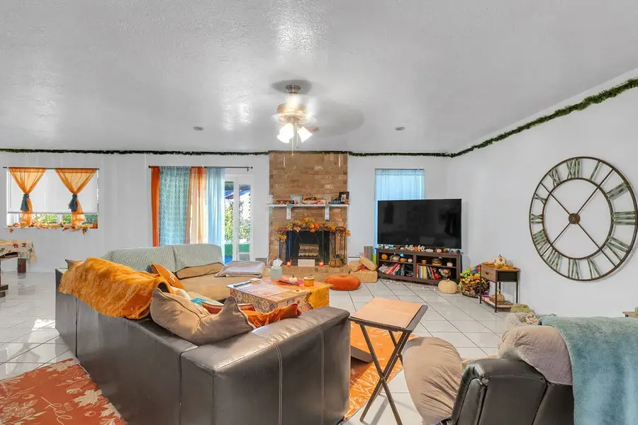 10007 Kirkbluff Drive, Houston, TX 77089 - Image #2