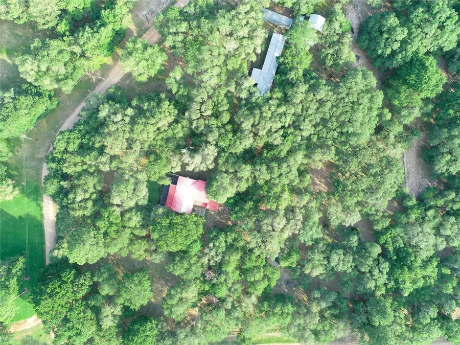 302 Bluebonnet Road, Sheridan, TX 78950 - Image #3