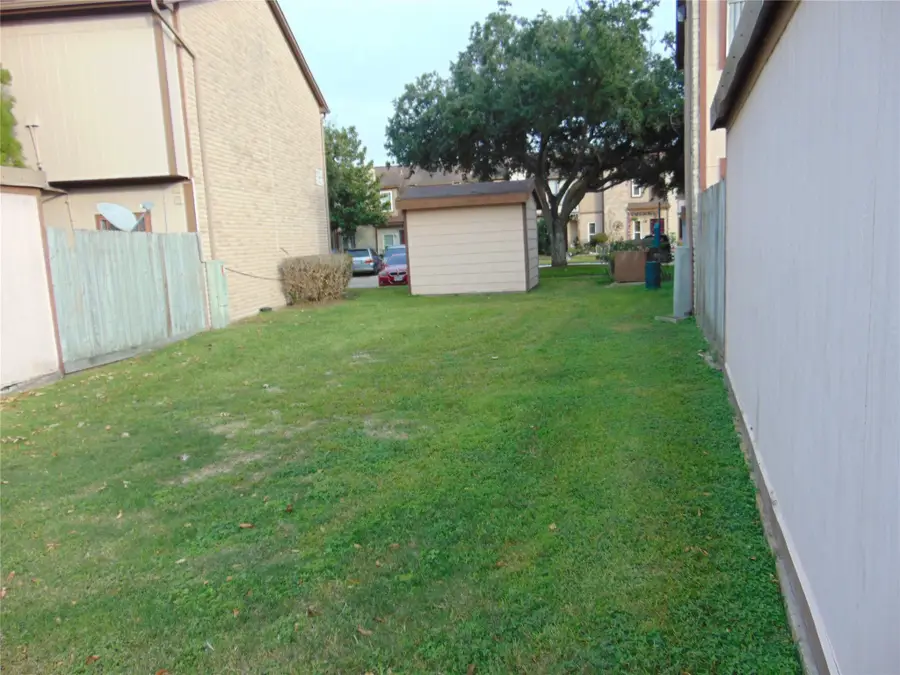 12300 Brookglade Circle #74, Houston, TX 77099 - Image #3