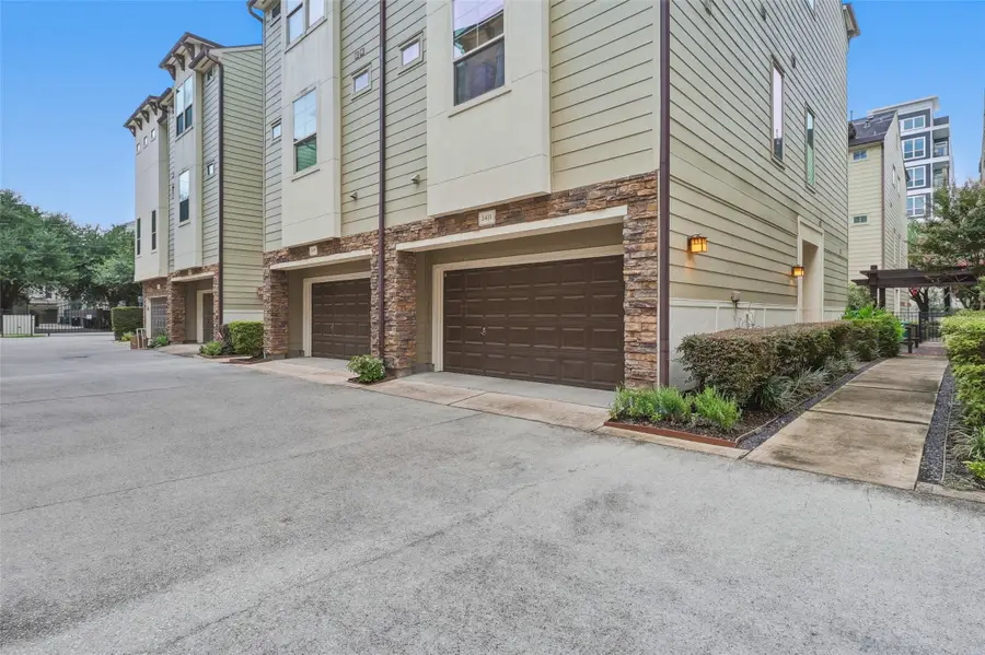 2411 Beall Street, Houston, TX 77008 - #3