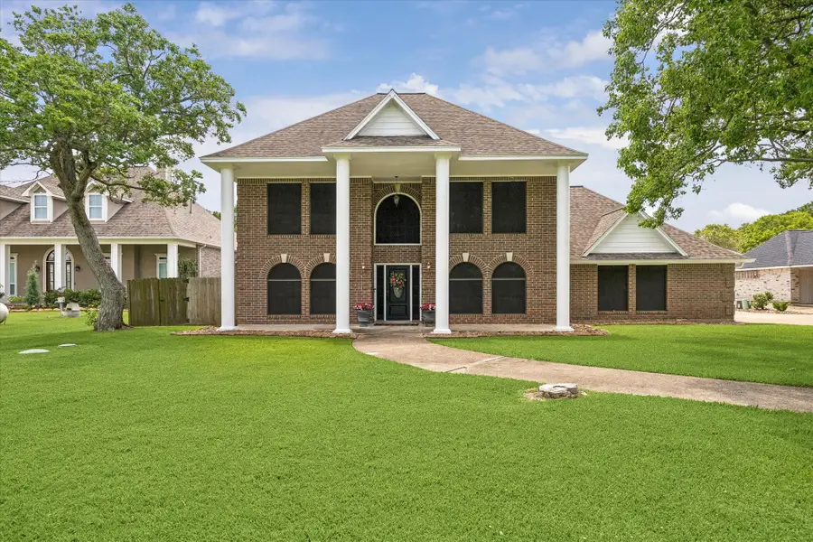 6934 Plantation Drive, Baytown, TX 77523 - #2