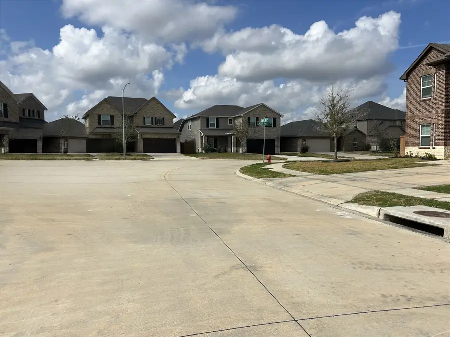 1314 Eagle Pass Drive, Rosharon, TX 77583 - #2