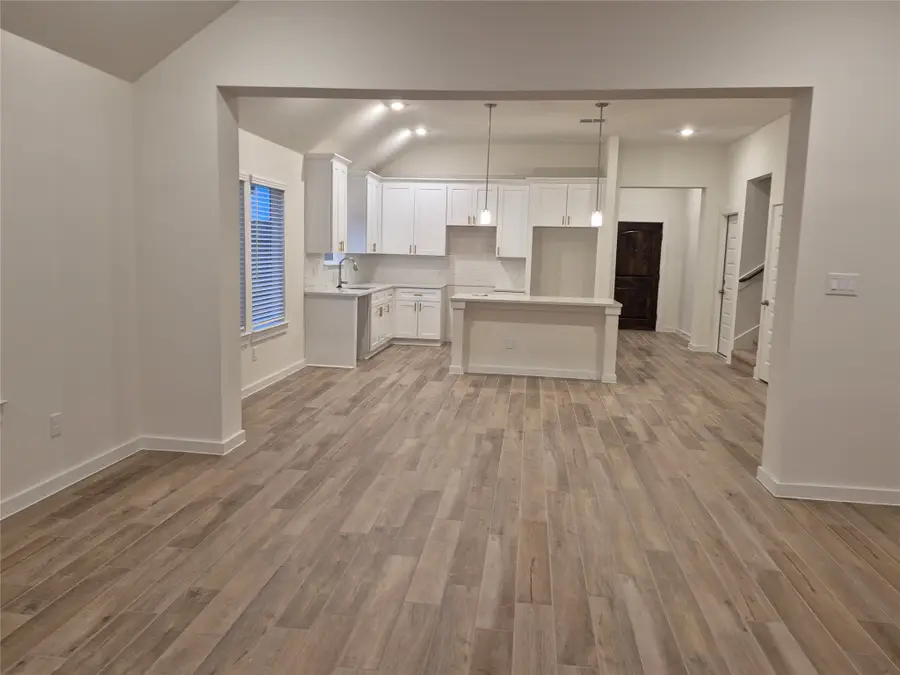 419 Zeus Mountains Drive, Crosby, TX 77532 - Image #2