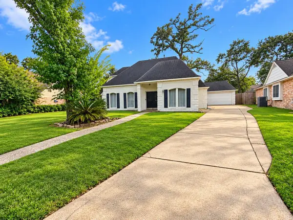 14131 Cleobrook Drive, Houston, TX 77070