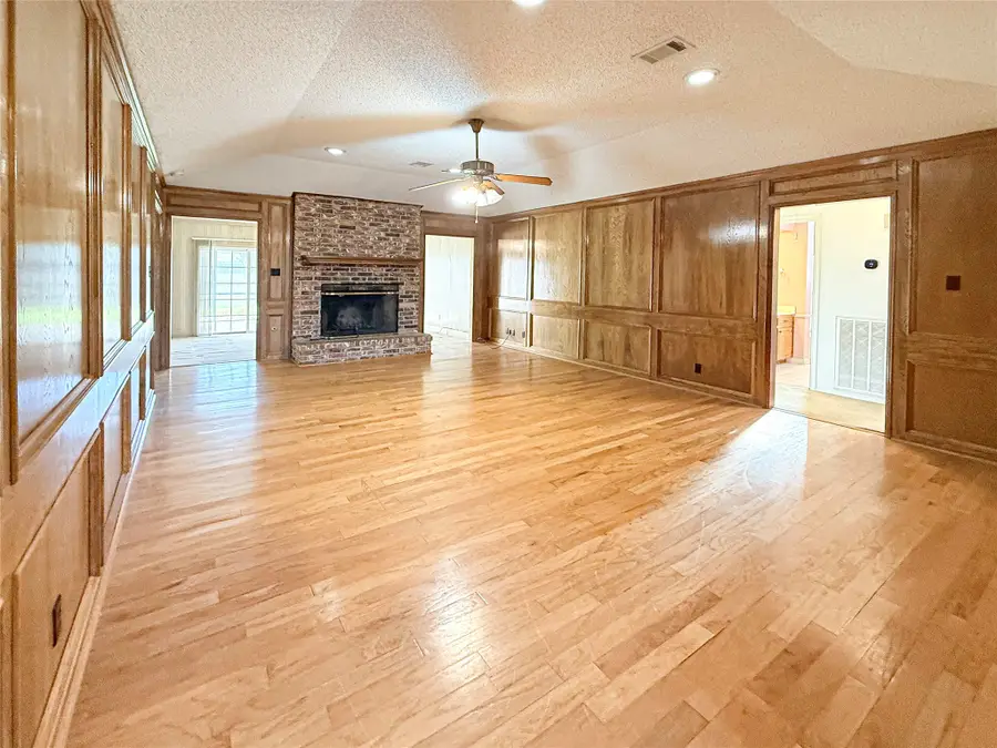 446 Countryside Drive, West Columbia, TX 77486 - #2