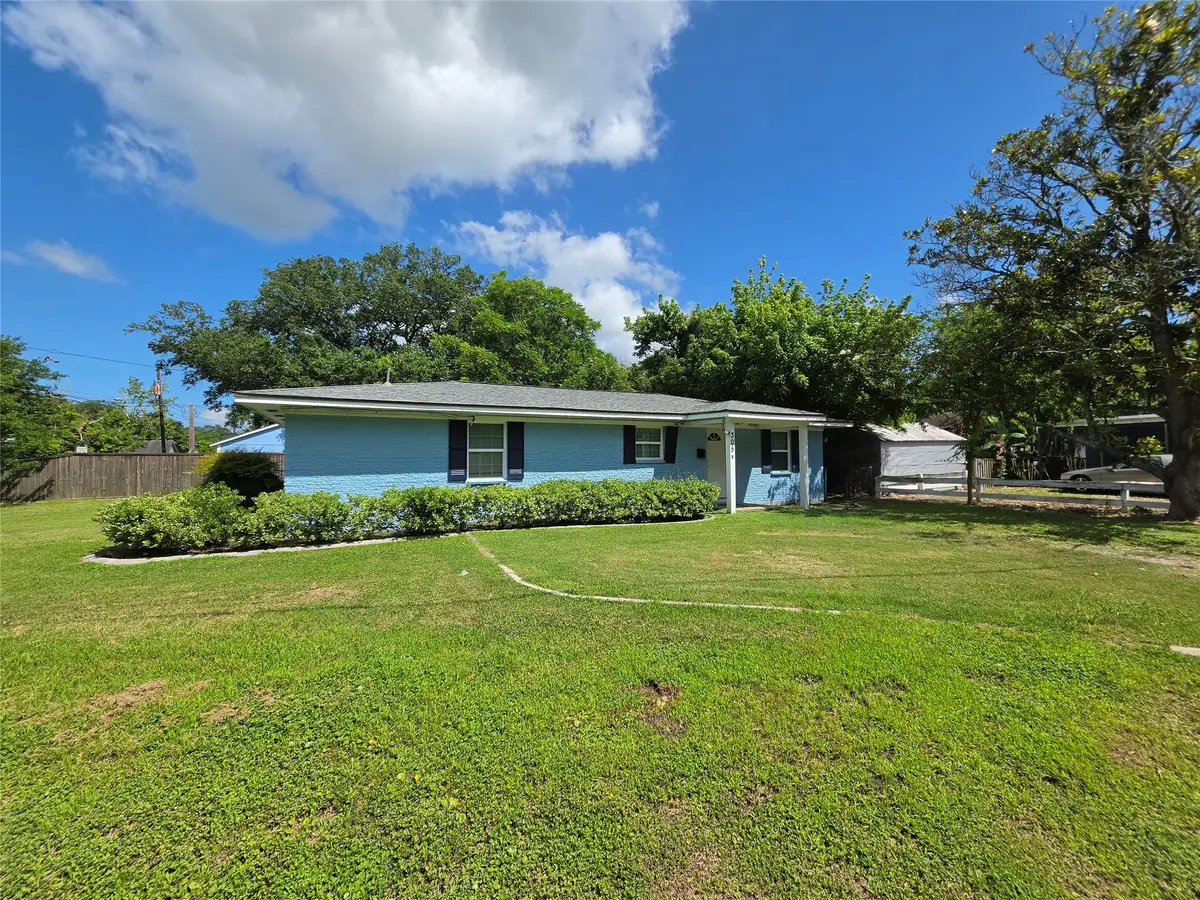 305 Miles Road, Bacliff, TX 77518 - #1