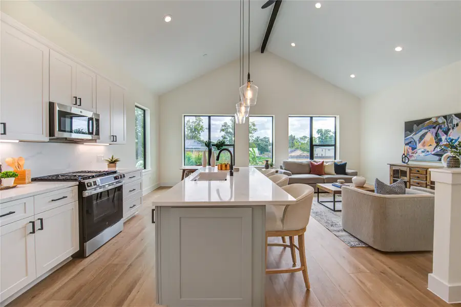 6125 Pacific Forest, Houston, TX 77091 - Image #3