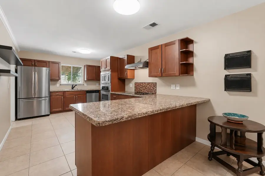 9546 Meadowvale Drive, Houston, TX 77063 - #3