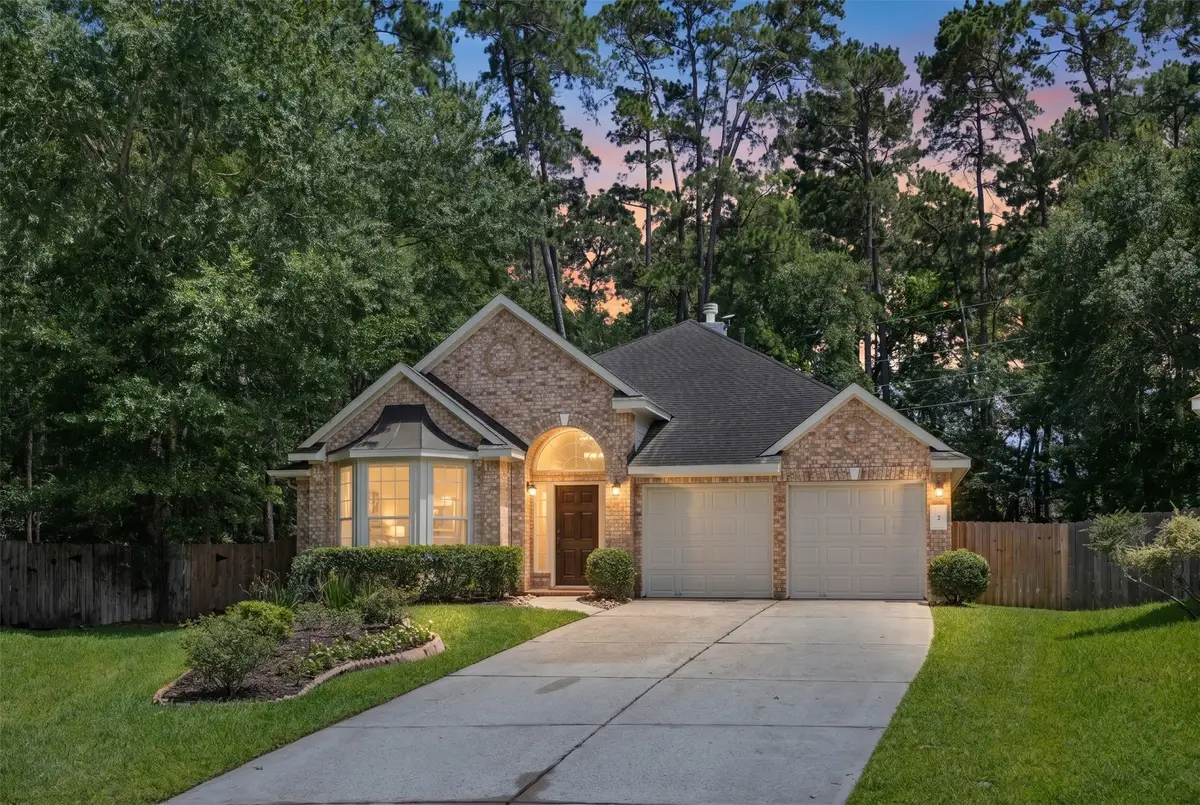 2 Gilded Crest Court, The Woodlands, TX 77382 - #1